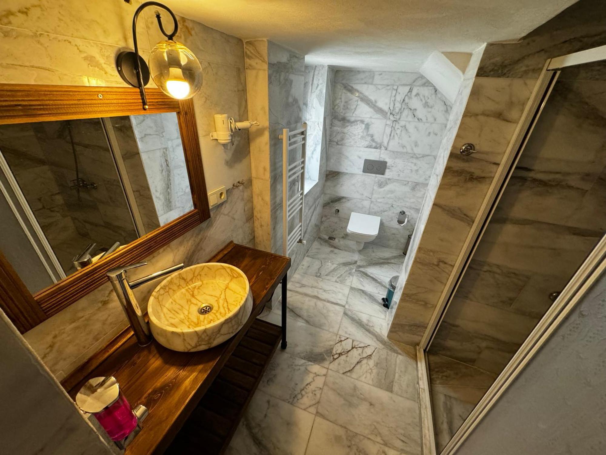 Rustic Caves Hotel Гьореме Екстериор снимка