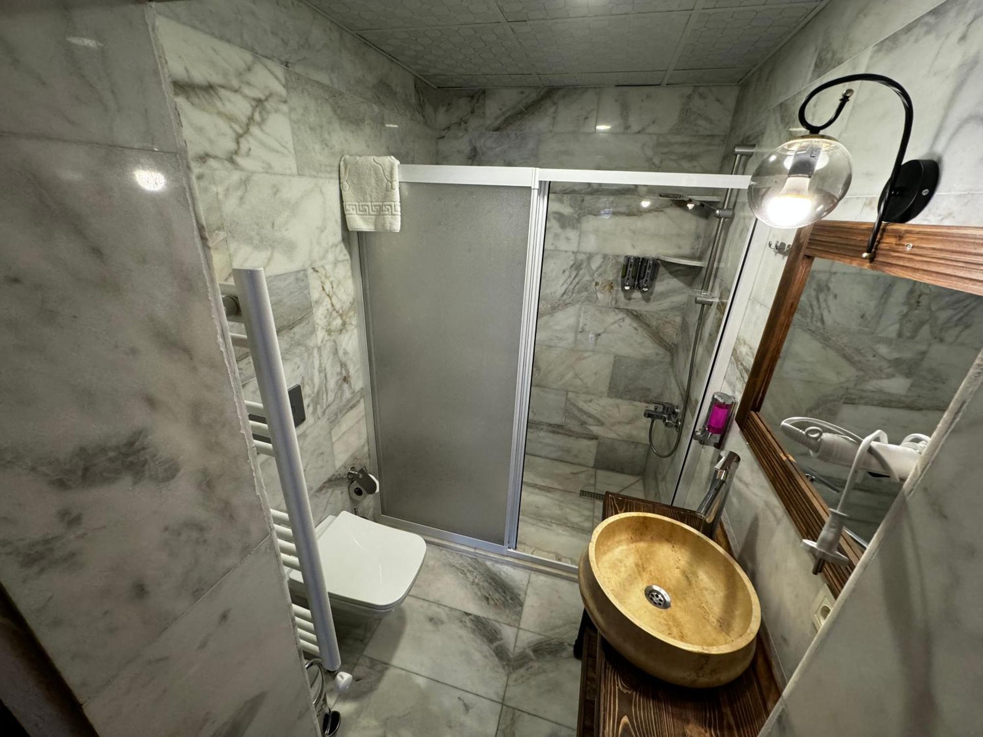 Rustic Caves Hotel Гьореме Екстериор снимка